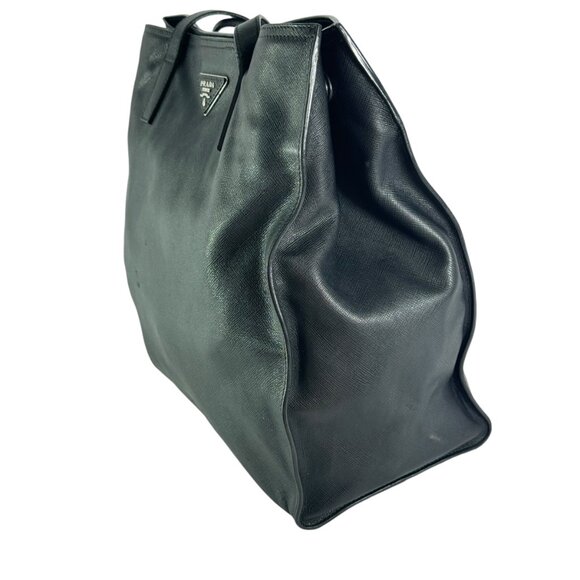 PRADA Authentic Front Logo Black Leather Saffiano Tote Bag Made in Italy - Picture 2 of 14